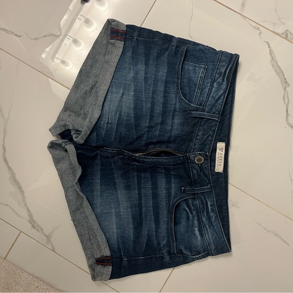 Guess shorts size 30